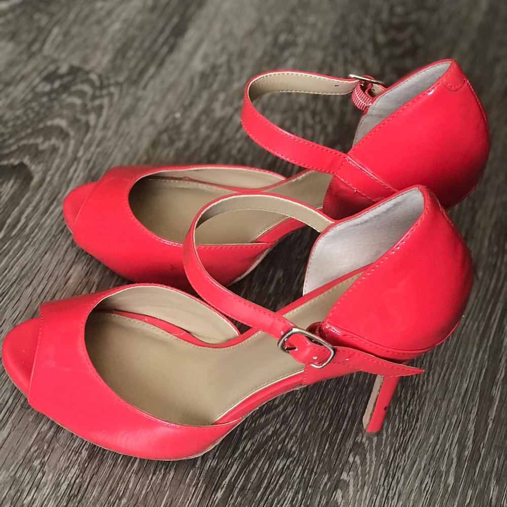 SALE💥 Coral Saks Fifth Avenue Peep-toe Pumps